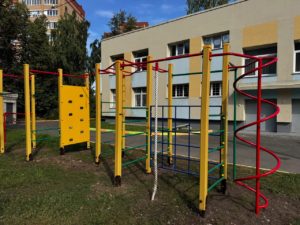 Посмотрите, какой классный спортивный комплекс установили на территории Центра в рамках реализации гранта «Спорт для всех!»  Теперь наши дети полюбят спорт еще сильнее!??  #МолодёжьТатарстана #молодёжьказани #Центрдуслык #ДУСЛЫККазань #гранты_минмолодежиРТ